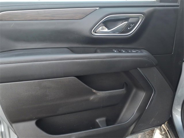 Used 2023 Chevrolet Suburban LS w/ Driver Alert Package image 12