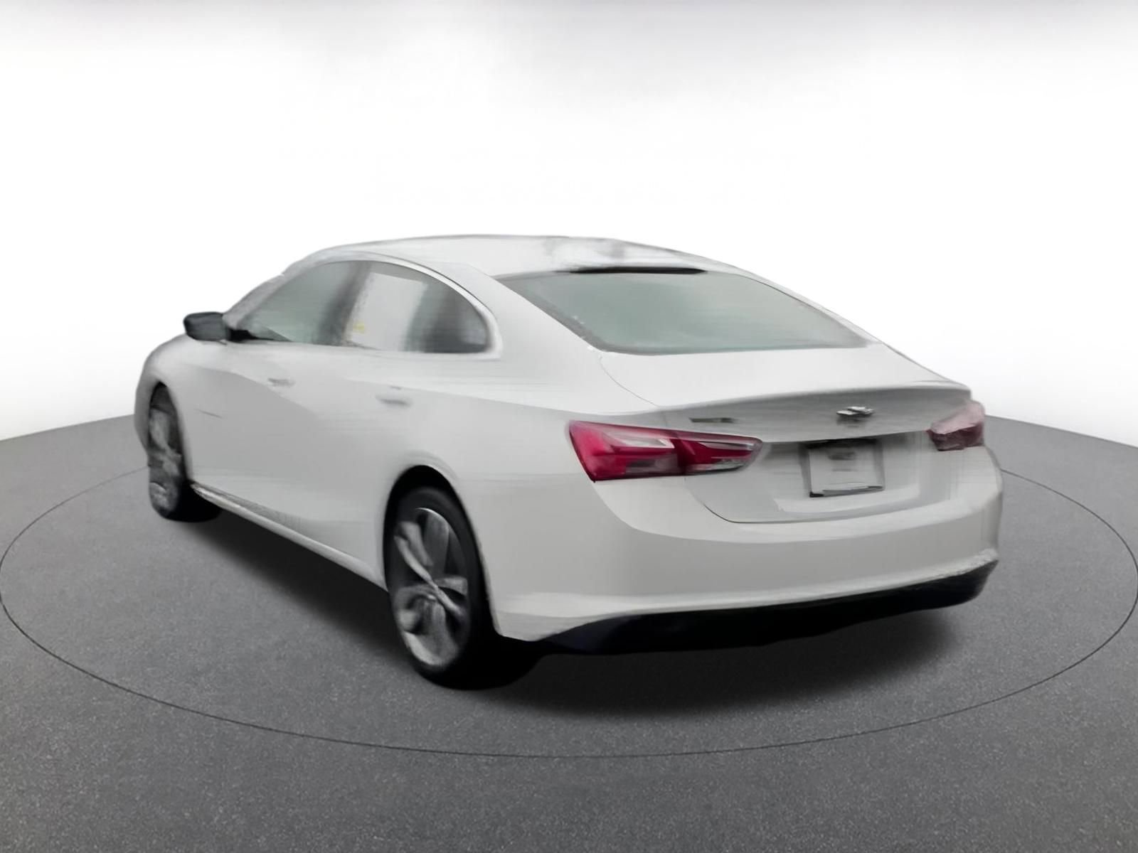 Used 2024 Chevrolet Malibu LT image 12