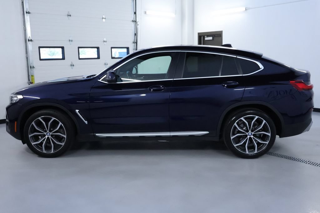 Used 2022 BMW X4 xDrive30i AWD/4WD image 4