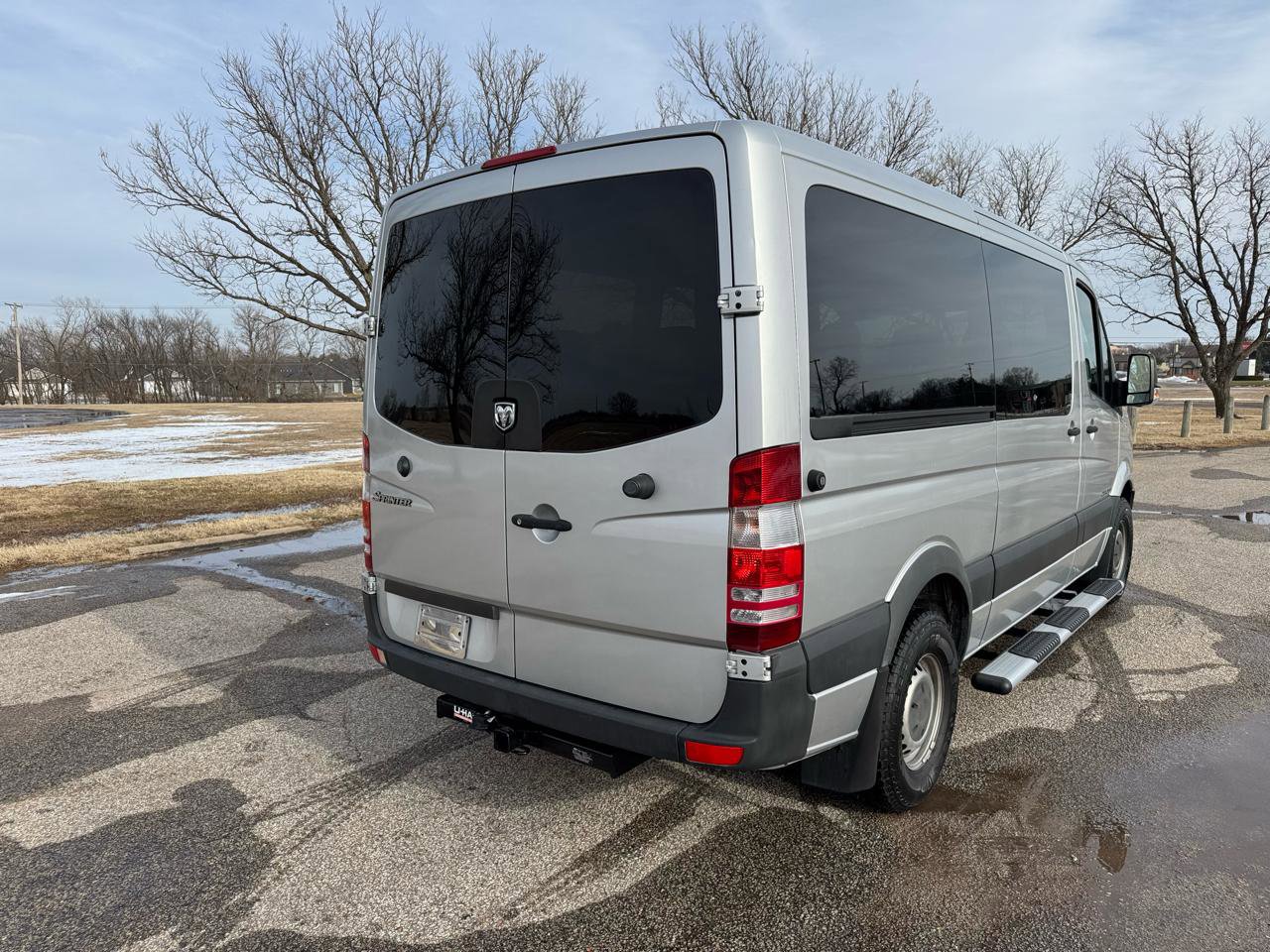 Used 2007 Dodge Sprinter 2500 w/ Cooling Group image 12