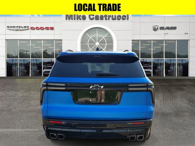 Used 2024 Chevrolet Traverse RS AWD/4WD image 5