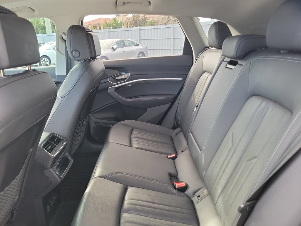 Certified 2024 Audi Q8 e-tron Premium Plus AWD/4WD image 16
