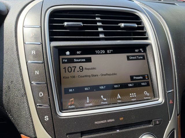 Used 2016 Lincoln MKX Reserve w/ Climate Package AWD/4WD image 16