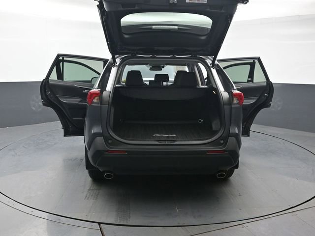Used 2021 Toyota RAV4 XLE w/ Convenience Package AWD/4WD image 53