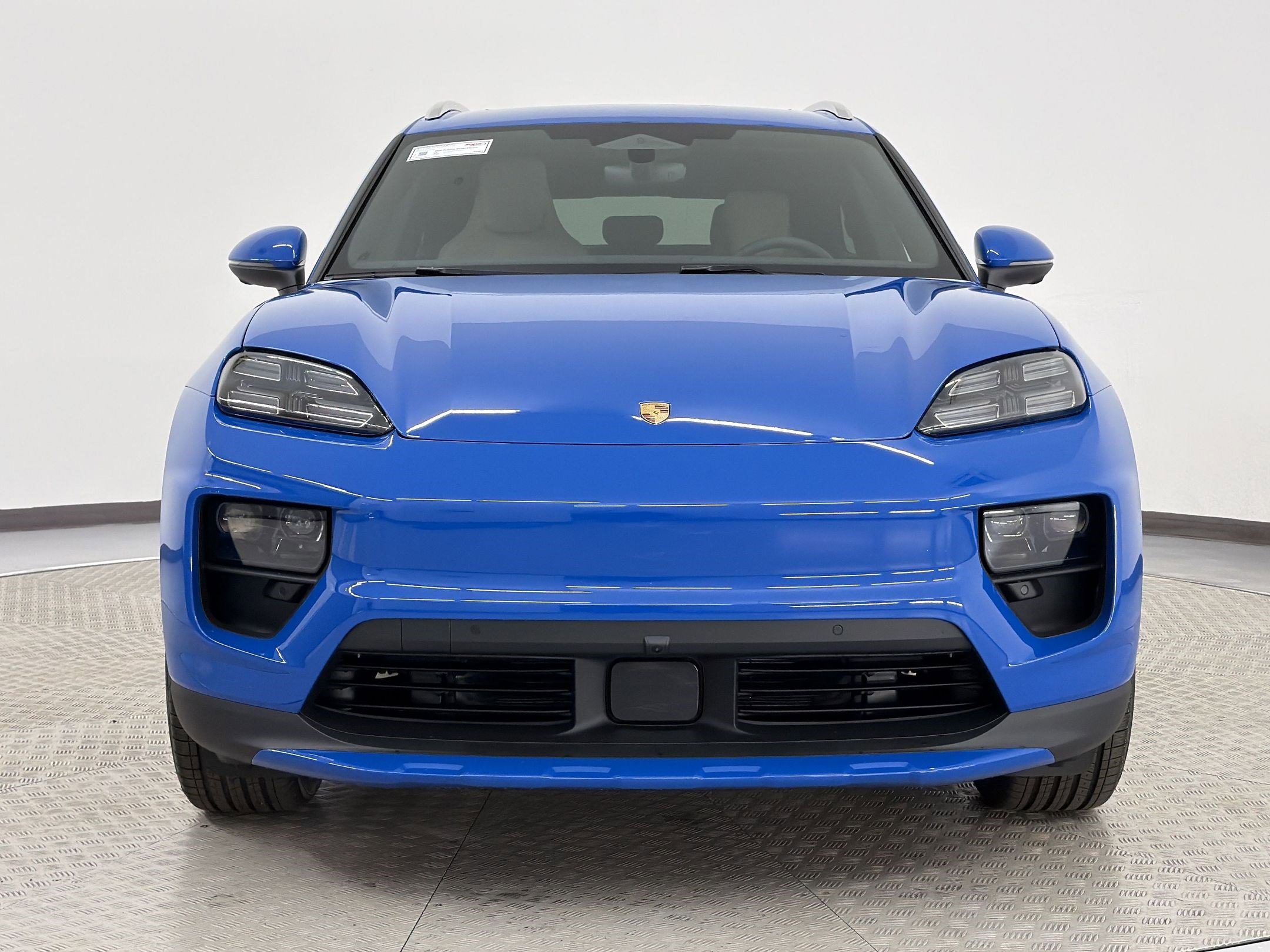 New 2026 Porsche Macan Electric RWD image 6