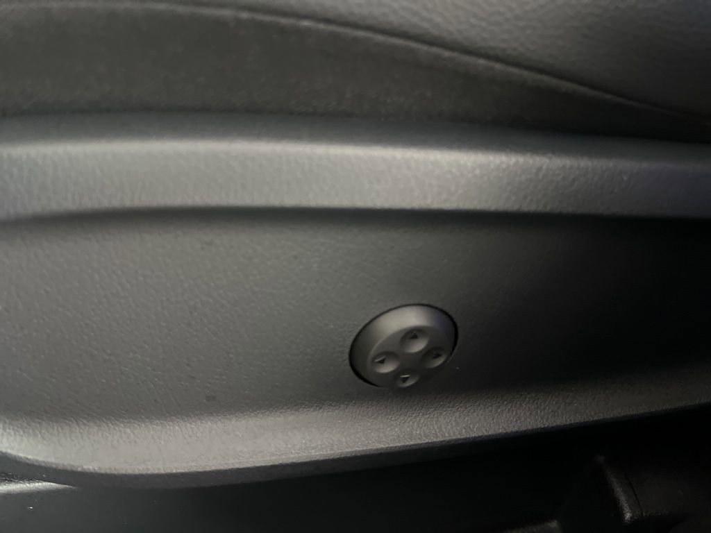 Certified 2023 Mercedes-Benz GLA 250 4MATIC image 4