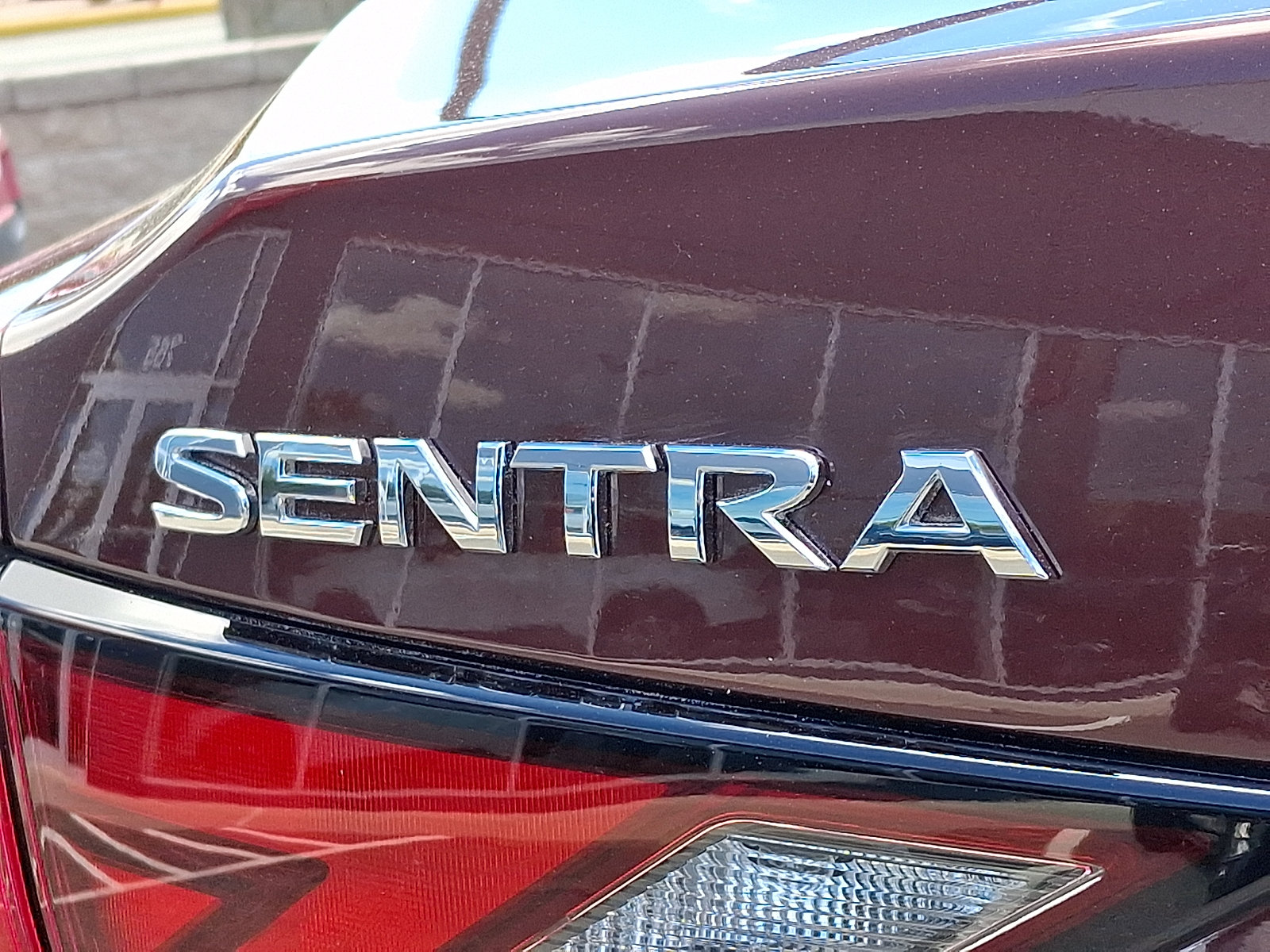 Used 2023 Nissan Sentra SV FWD image 31