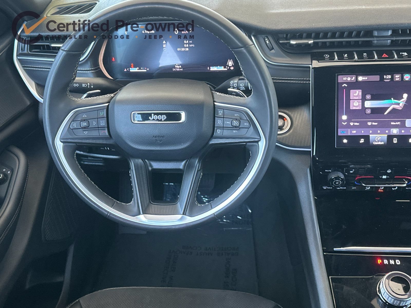 Used 2024 Jeep Grand Cherokee Altitude AWD/4WD image 15