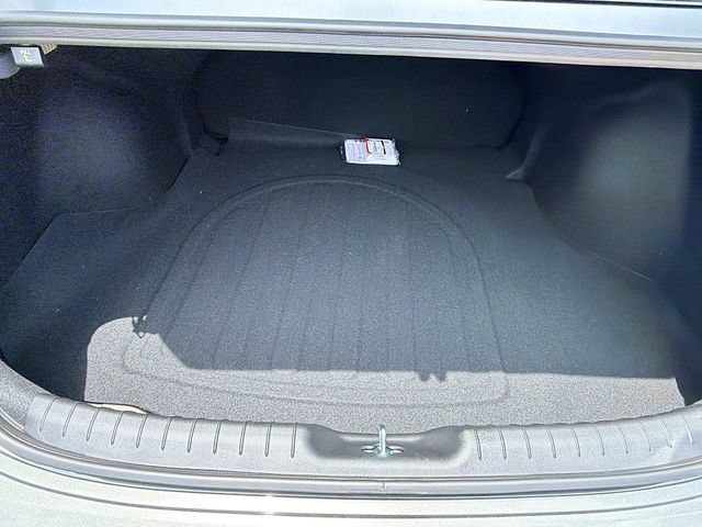 New 2026 Hyundai Elantra SE FWD image 25