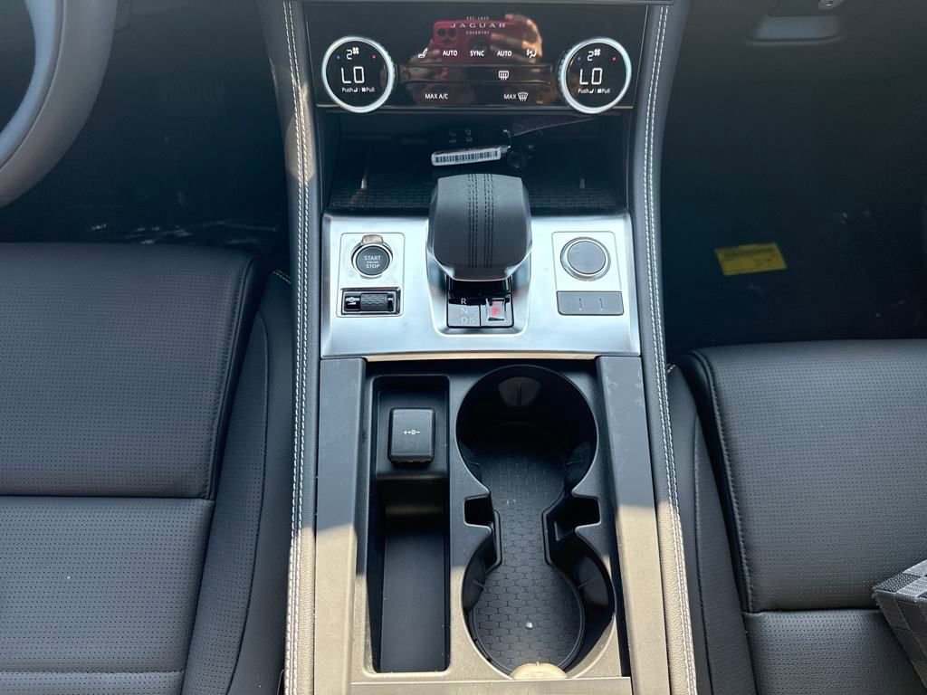 New 2026 Jaguar F-PACE R-Dynamic S image 38