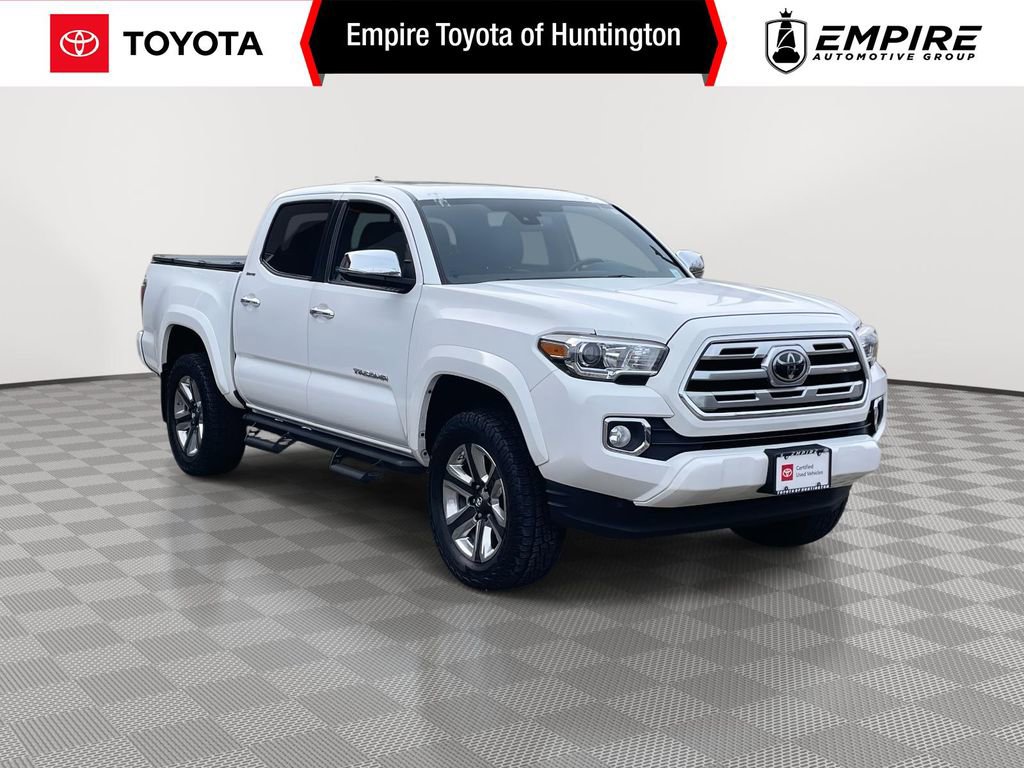 Used 2019 Toyota Tacoma Limited image 1