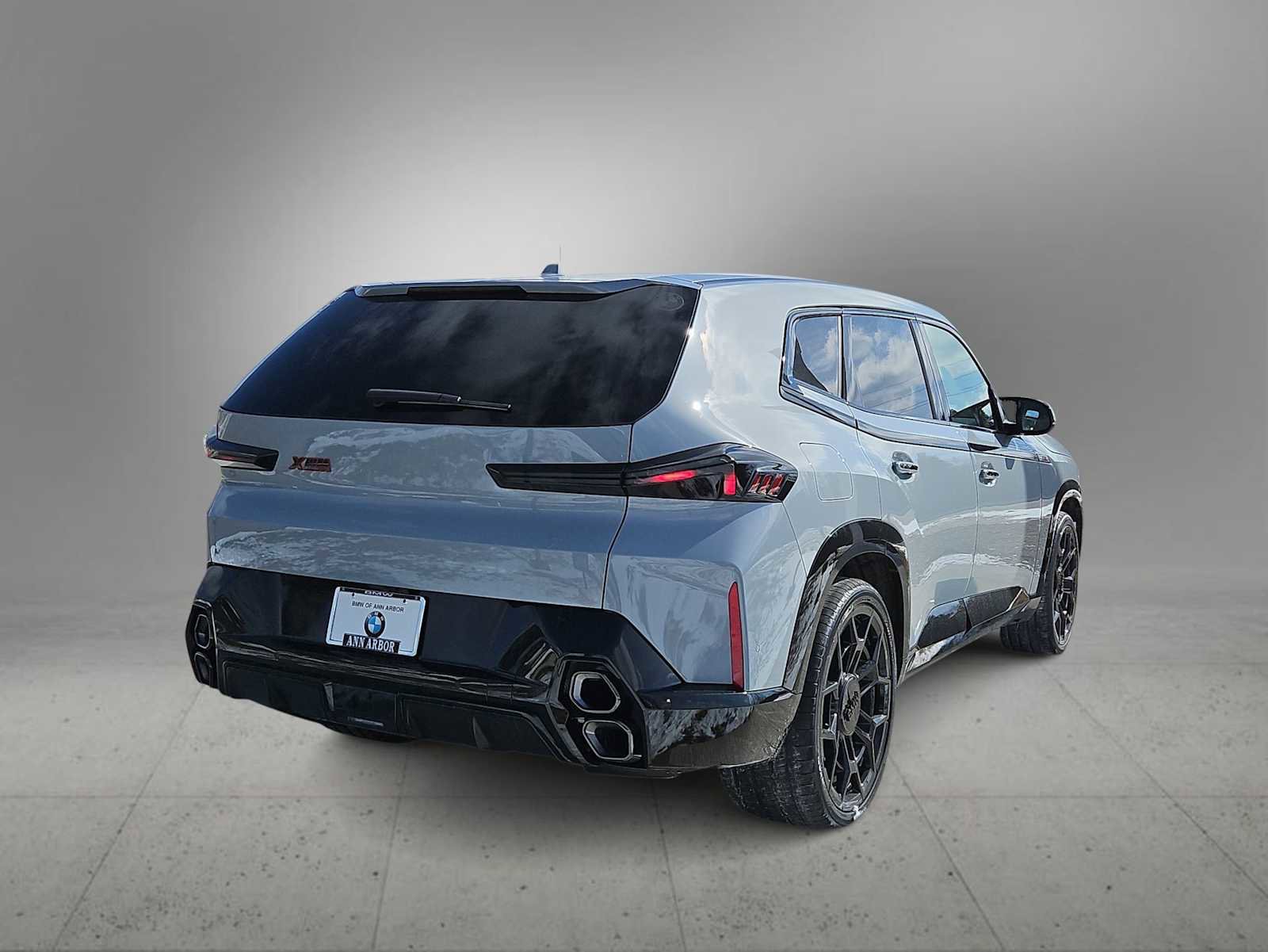 New 2026 BMW XM Label Red image 8