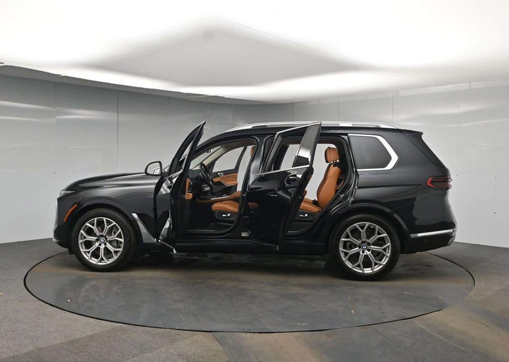 Used 2024 BMW X7 xDrive40i w/ Executive Package AWD/4WD image 62