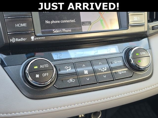 Used 2014 Toyota RAV4 Limited image 18