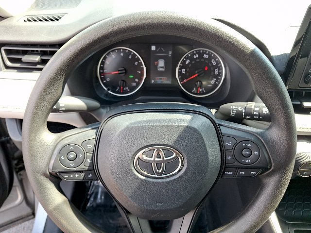 Certified 2022 Toyota RAV4 XLE AWD/4WD image 13