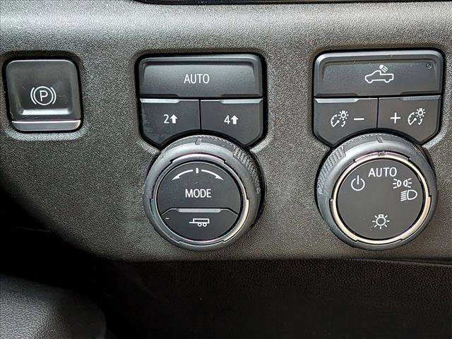 Used 2023 Chevrolet Silverado 1500 LT image 16