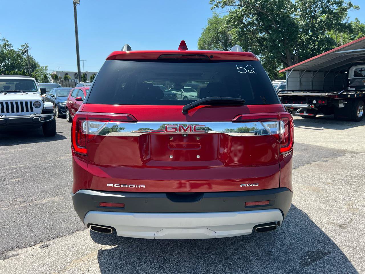 Used 2021 GMC Acadia SLT w/ Premium Package AWD/4WD image 5