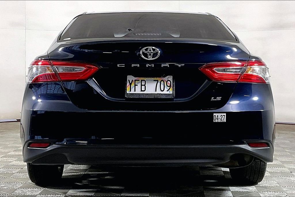Used 2018 Toyota Camry LE FWD image 3
