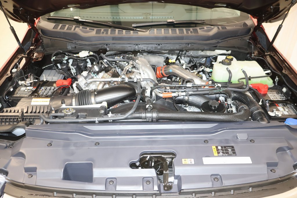 New 2025 Ford F350 Lariat w/ Lariat Ultimate Package image 36