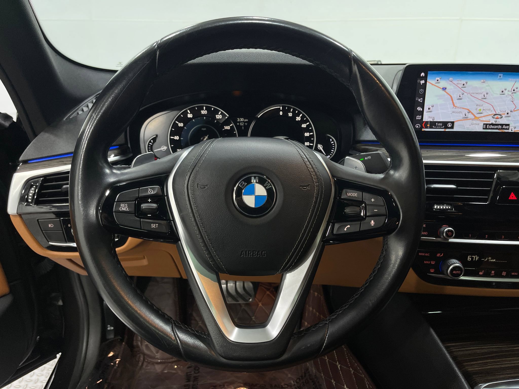Used 2018 BMW 530e image 23