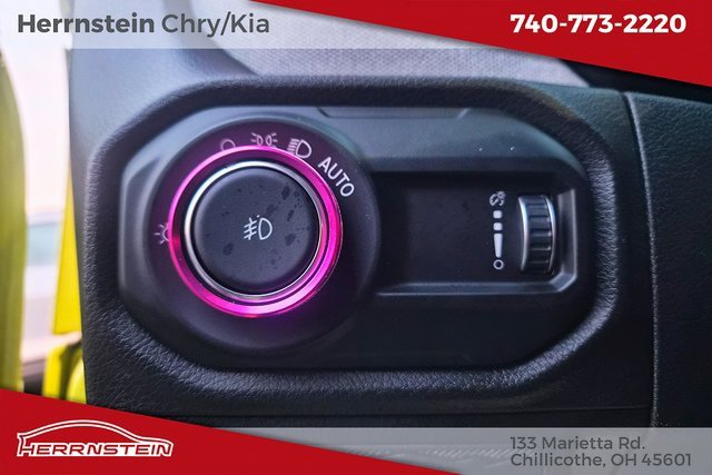 Used 2024 Jeep Wrangler Willys image 17