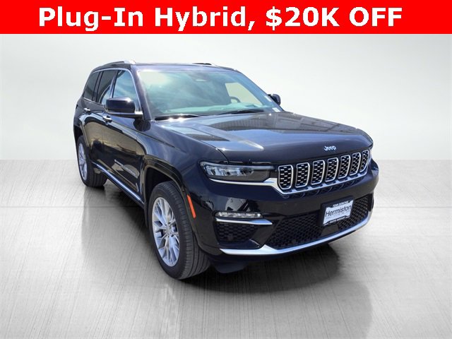 New 2023 Jeep Grand Cherokee Summit w/ Advanced Protech Group IV