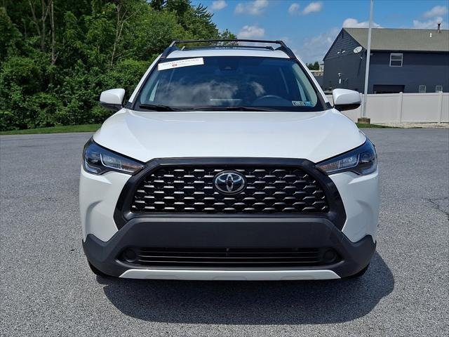 Certified 2022 Toyota Corolla Cross LE w/ Moonroof Package AWD/4WD image 33