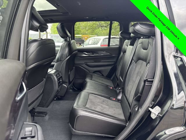 Used 2023 Jeep Grand Cherokee Altitude AWD/4WD image 24