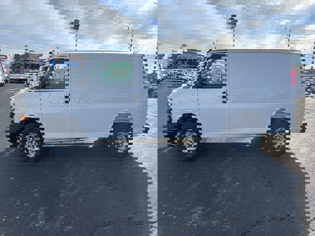 New 2025 Chevrolet Express 2500 w/ Driver Convenience Package image 6