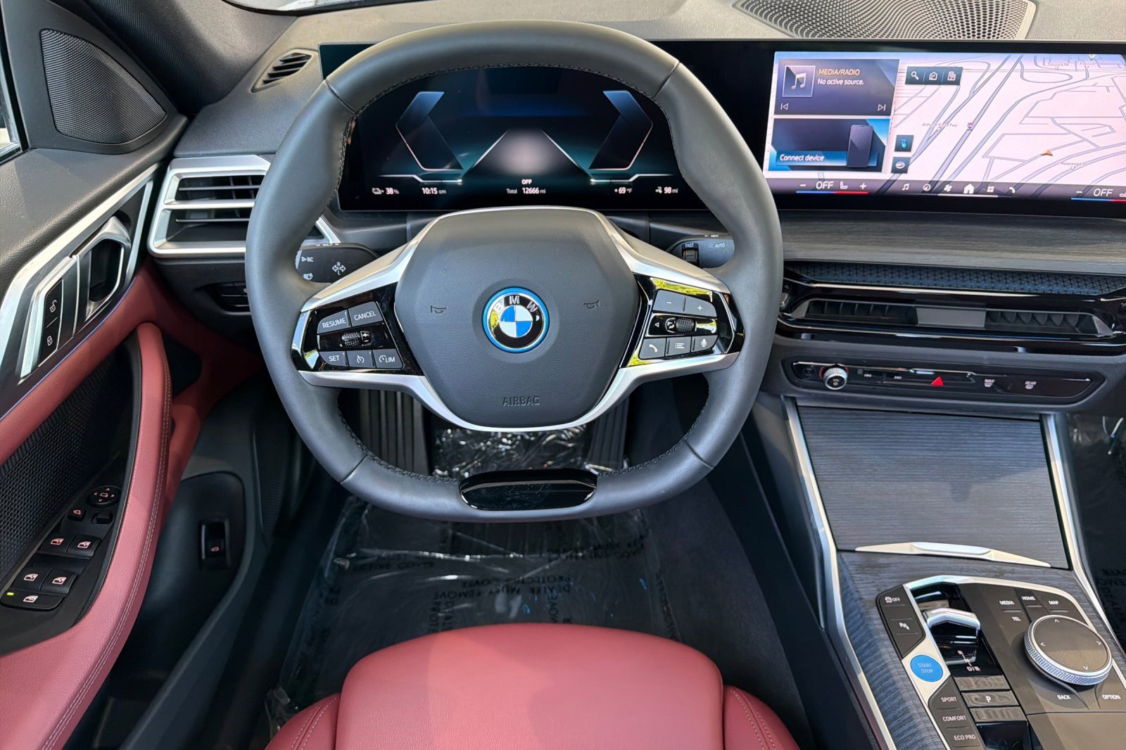 Used 2025 BMW i4 eDrive40 w/ M Sport Package RWD image 18