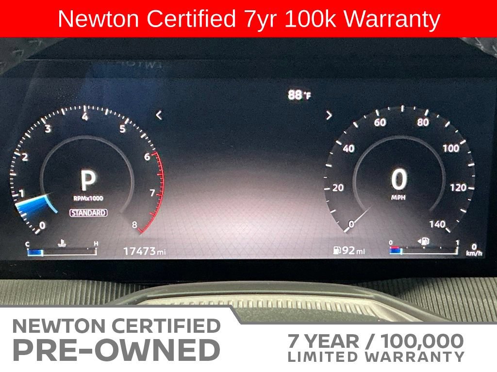 Used 2025 Nissan Murano SV AWD/4WD image 29