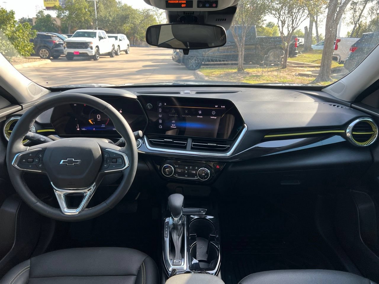 Used 2025 Chevrolet Trax ACTIV w/ Sunroof Package FWD image 13