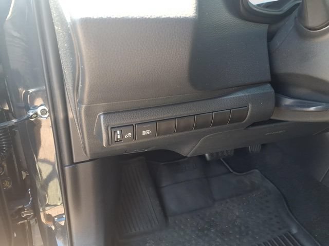 Used 2024 Toyota Corolla LE FWD image 18
