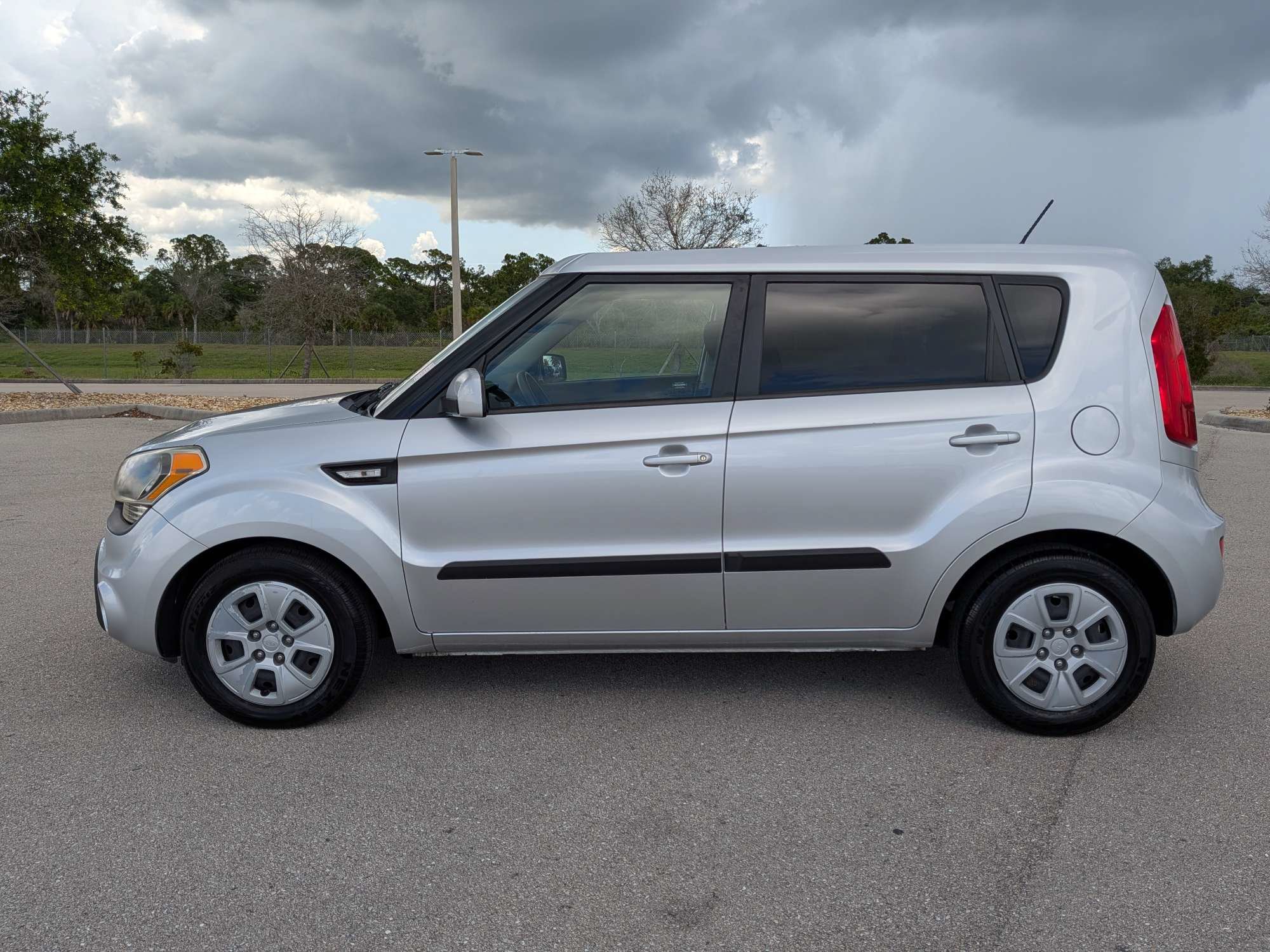 Used 2012 Kia Soul FWD image 8
