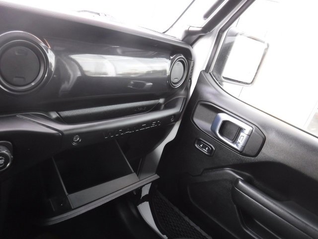 Certified 2022 Jeep Wrangler Unlimited Sport image 31