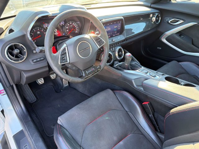 Used 2021 Chevrolet Camaro ZL1 RWD image 14