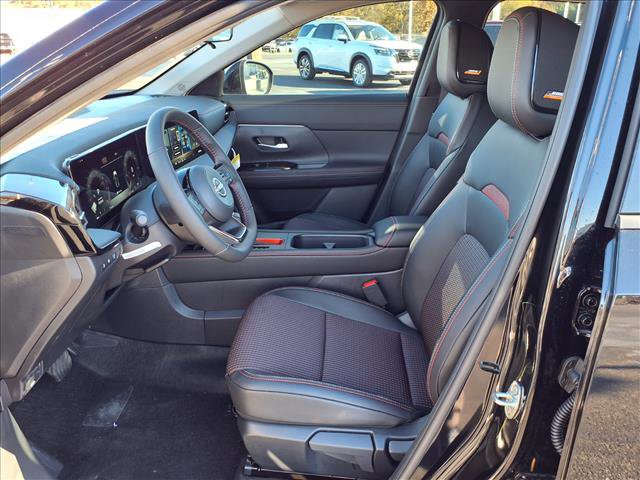 New 2026 Nissan Kicks SR w/ SR Premium Package image 11