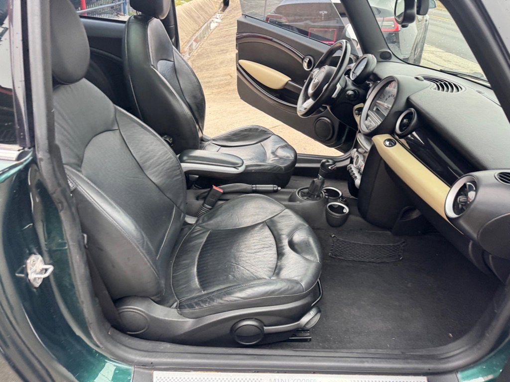 Used 2009 MINI Cooper S image 21