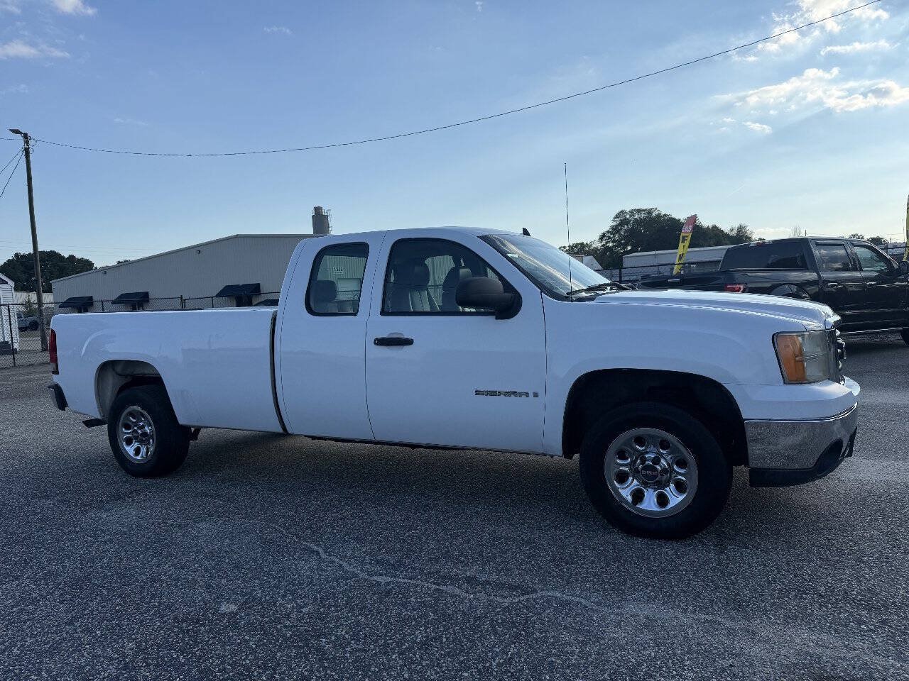Used 2007 GMC Sierra 1500 W/T RWD image 11