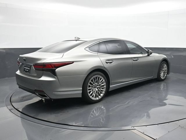 Used 2025 Lexus LS 500 w/ Accessory Package (Z1) RWD image 22