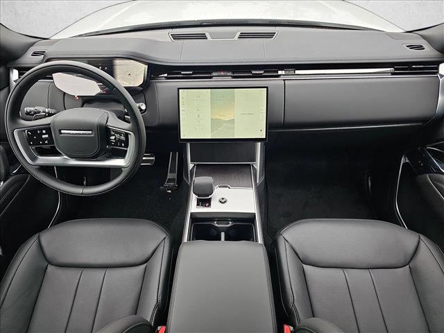 New 2025 Land Rover Range Rover Long Wheelbase SE image 9