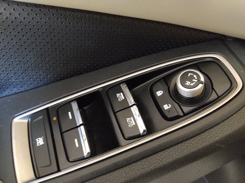 Used 2019 Subaru Ascent Limited AWD/4WD image 27