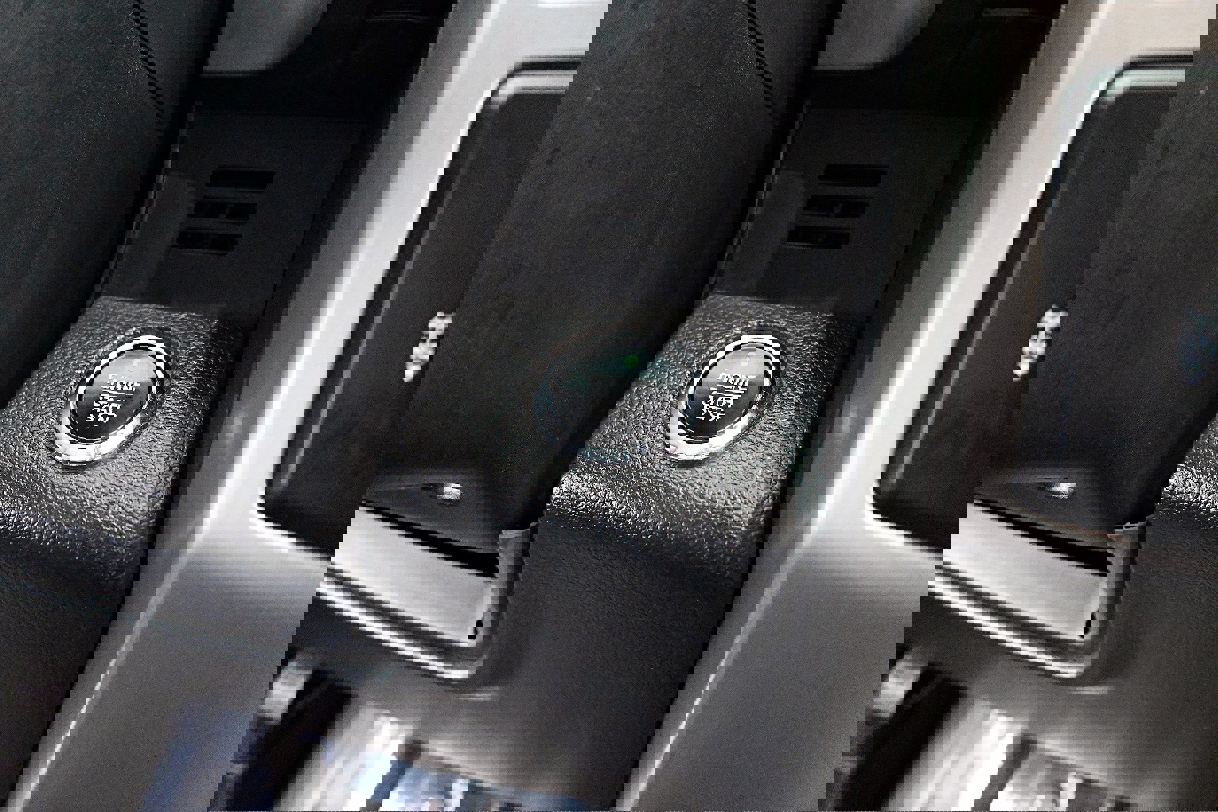 Used 2016 Ford F150 Lariat w/ Equipment Group 502A Luxury image 10