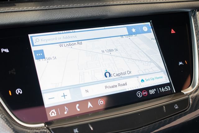 Used 2024 Cadillac XT6 Sport AWD/4WD image 32