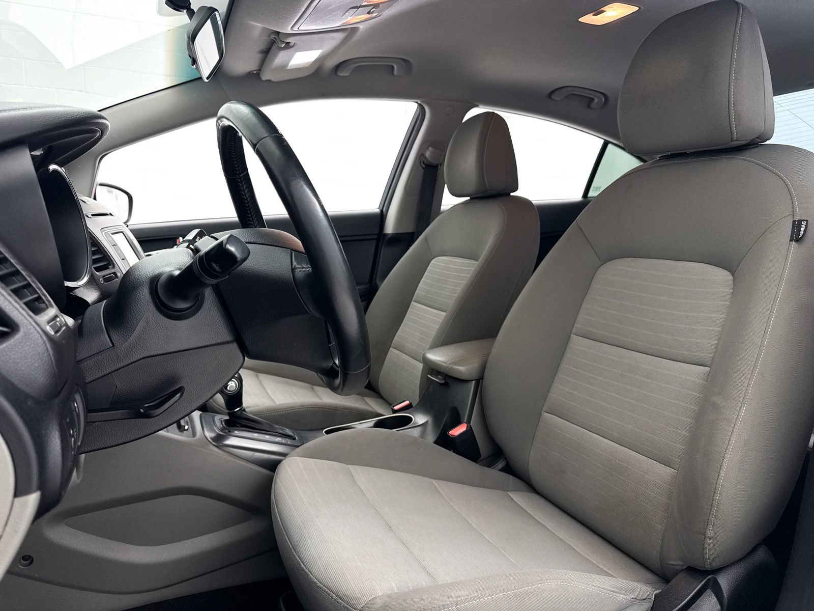 Used 2014 Kia Forte EX image 19