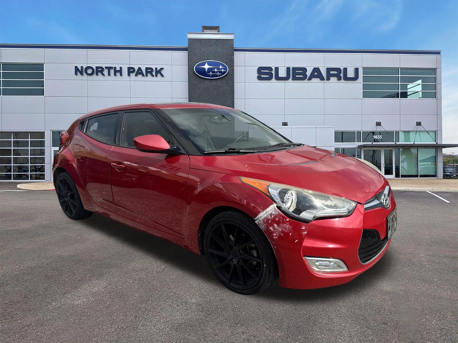 Used 2013 Hyundai Veloster w/ Style Pkg FWD video 1