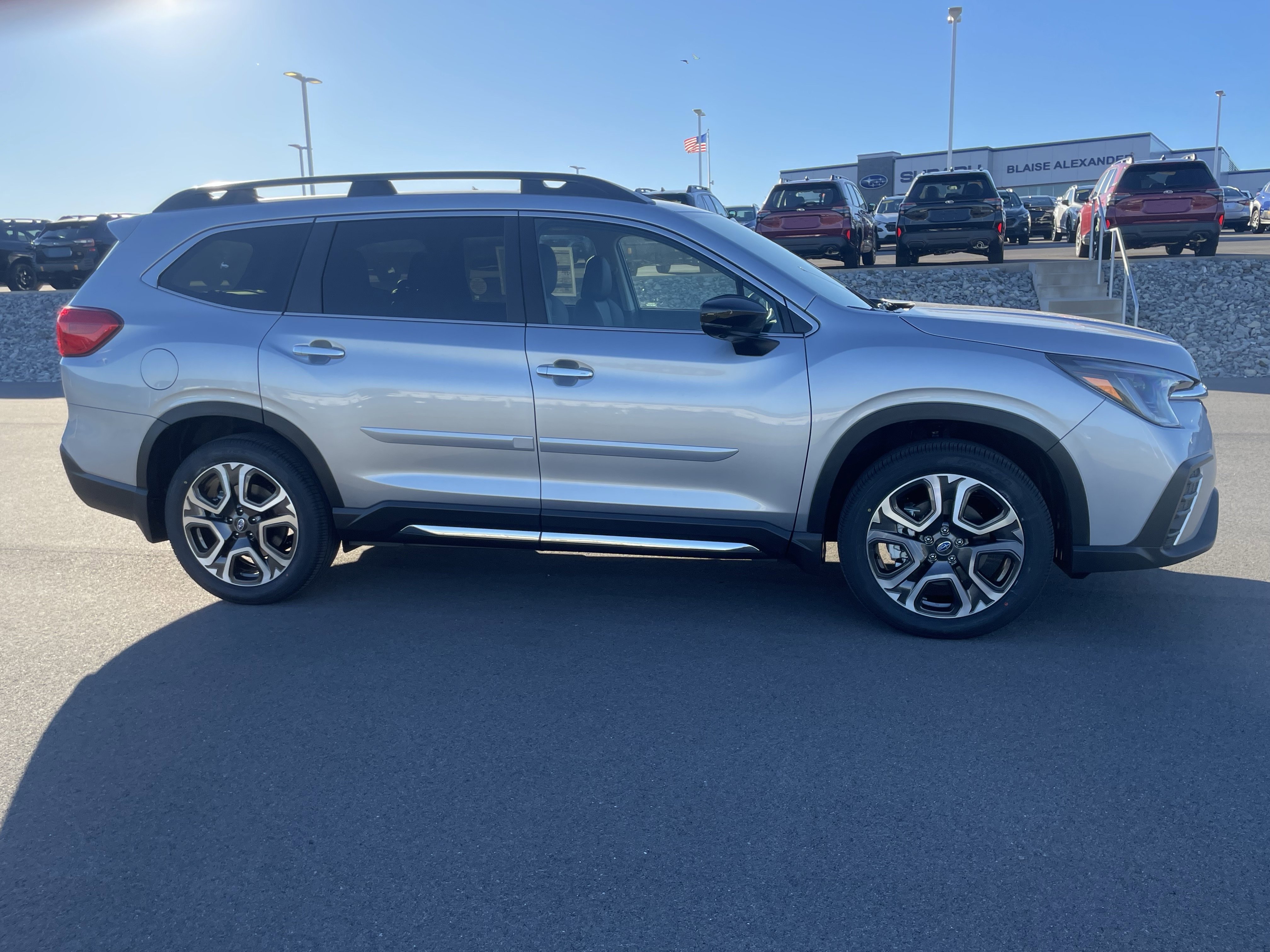 New 2025 Subaru Ascent Touring video 2