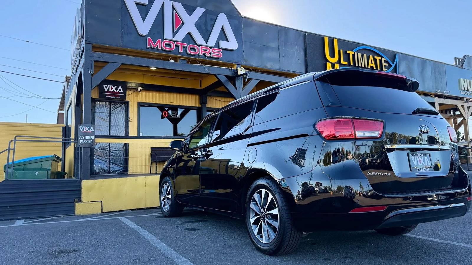 Used 2015 Kia Sedona SX FWD image 5