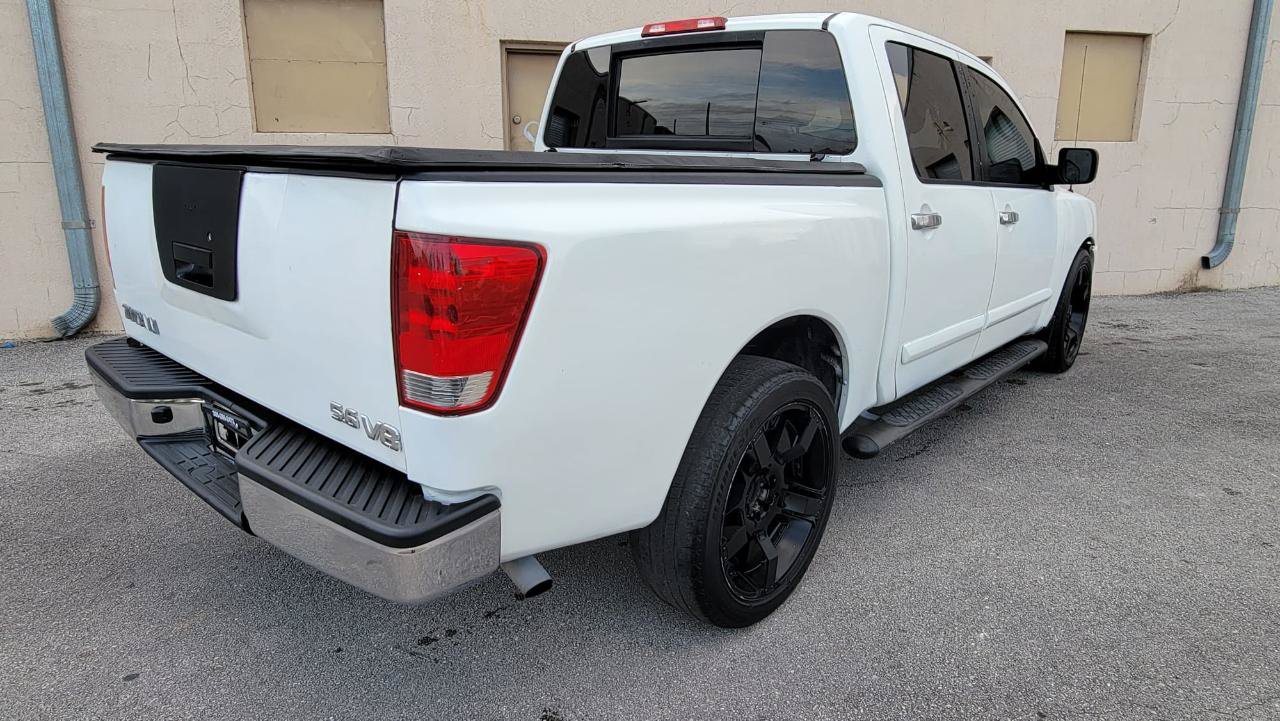 Used 2007 Nissan Titan SE RWD image 6