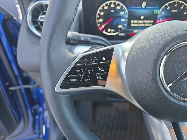 Used 2026 Mercedes-Benz GLB 250 4MATIC image 37